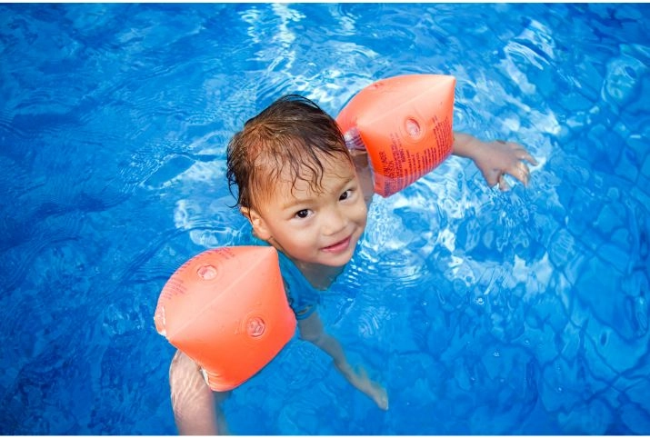 Imagem do post 3 benefícios da natação infantil. Conheça os mais importantes